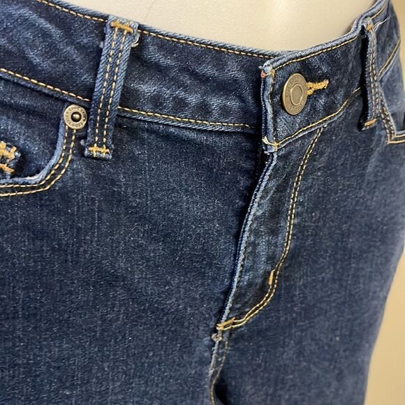 Eddie Bauer Dark Wash Curvy Bootcut 5-Pocket Tan Contrast Stitching Jeans-Size 8 - Picture 6 of 16